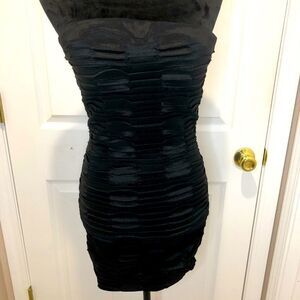 Daisy LBJ strapless mini dress size small